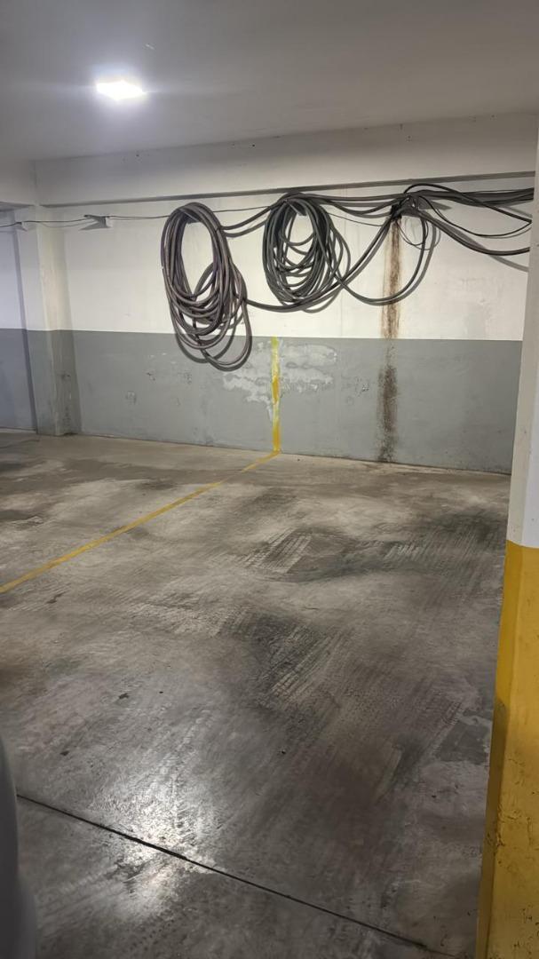 Foto de VENTA COCHERA CUBIERTA - EDIFICIO NEWEN, imagen 4