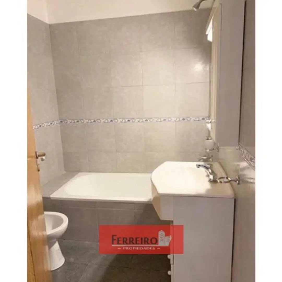 VENTA DE DEPARTAMENTO DOS AMBIENTES EN COMPLEJO CERRADO 4