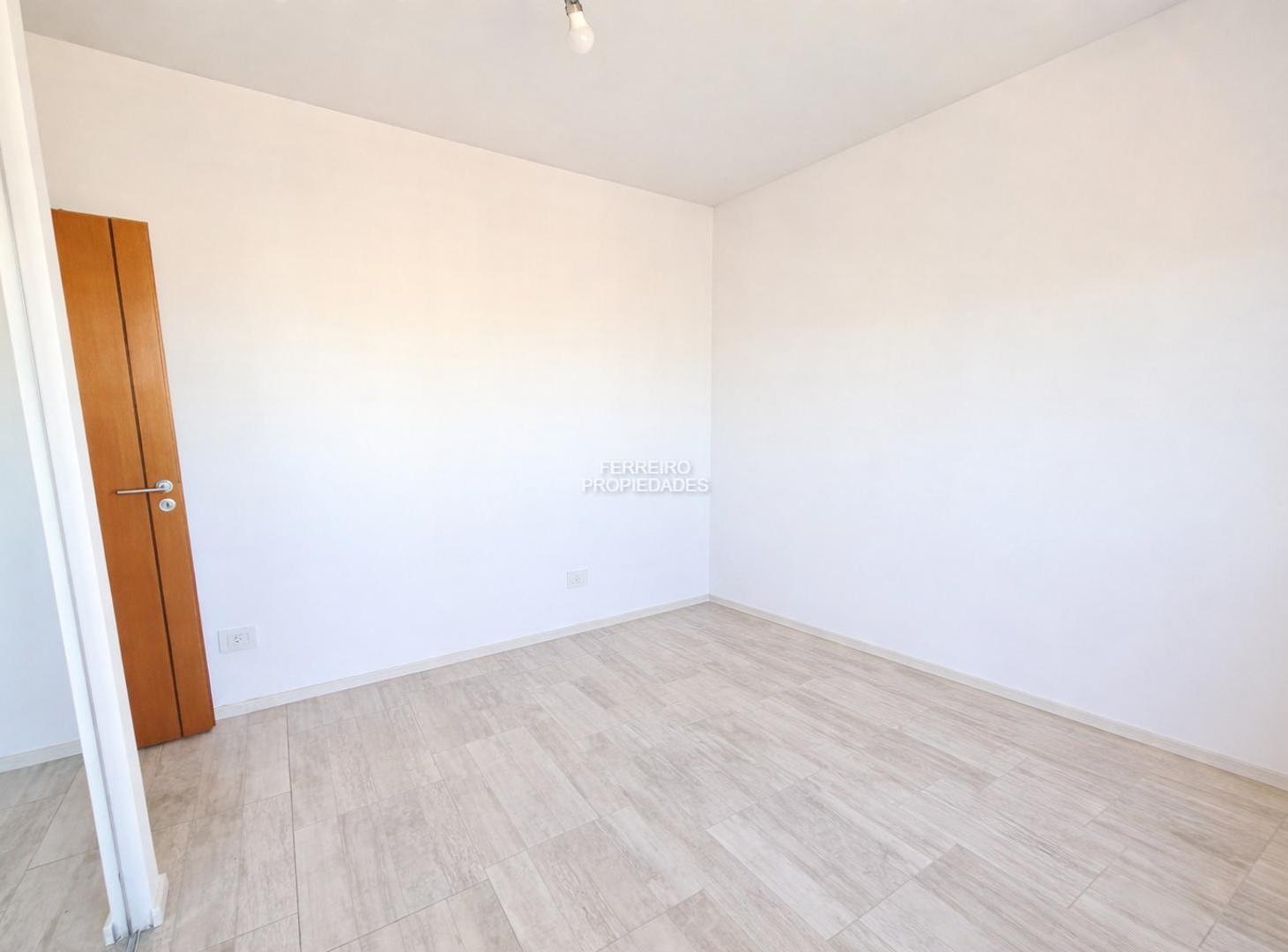 Foto de VENTA DE DTO TRES AMBIENTES CON BALCÓN EN MUÑIZ, imagen 5