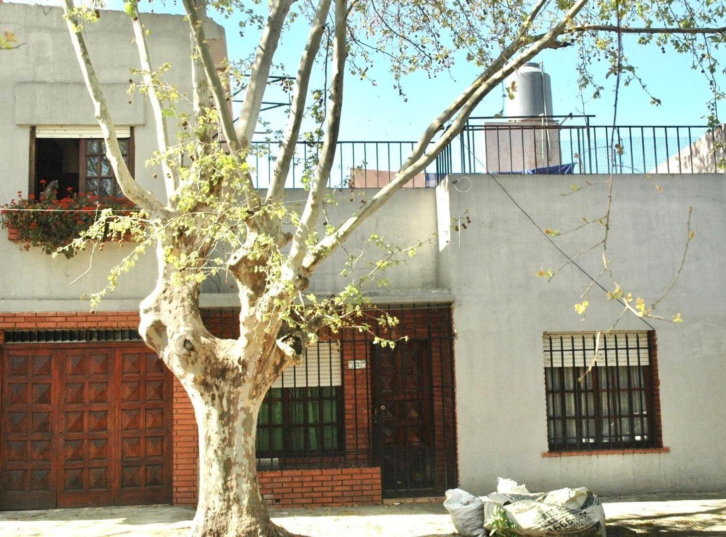 CHALET A LA VENTA EN BELLA VISTA- APTO CRÉDITO
