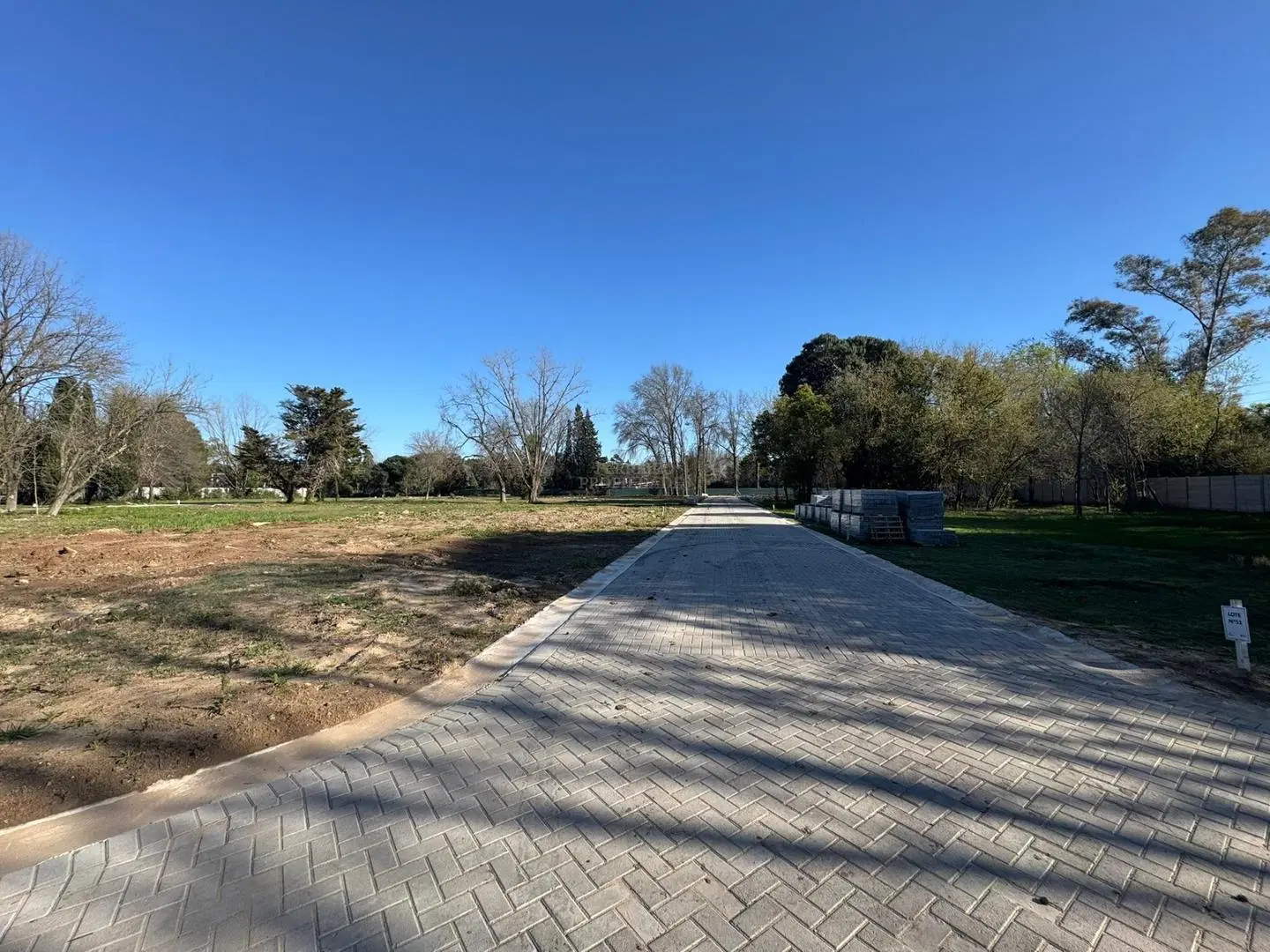 VENTA DE LOTE EN BARRIO CERRADO LOS PINOS III | YEI PORÁ 3