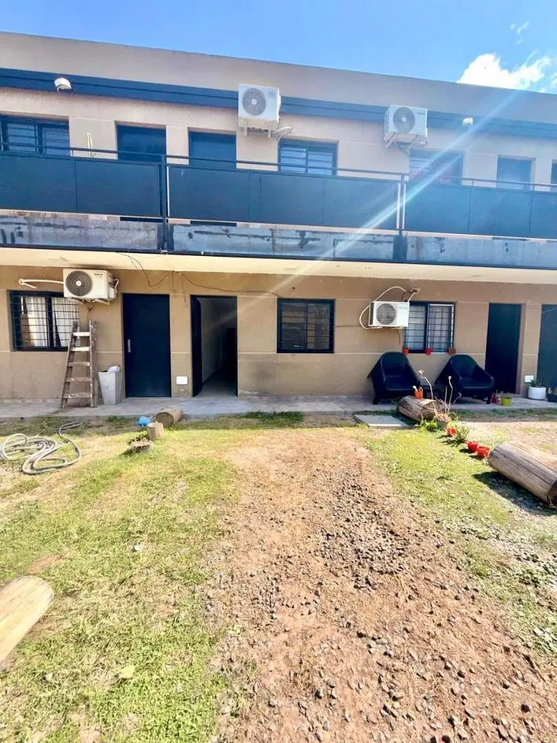 VENTA DOS AMBIENTES EN COMPLEJO CON ESPACIO GUARDA COCHE 2