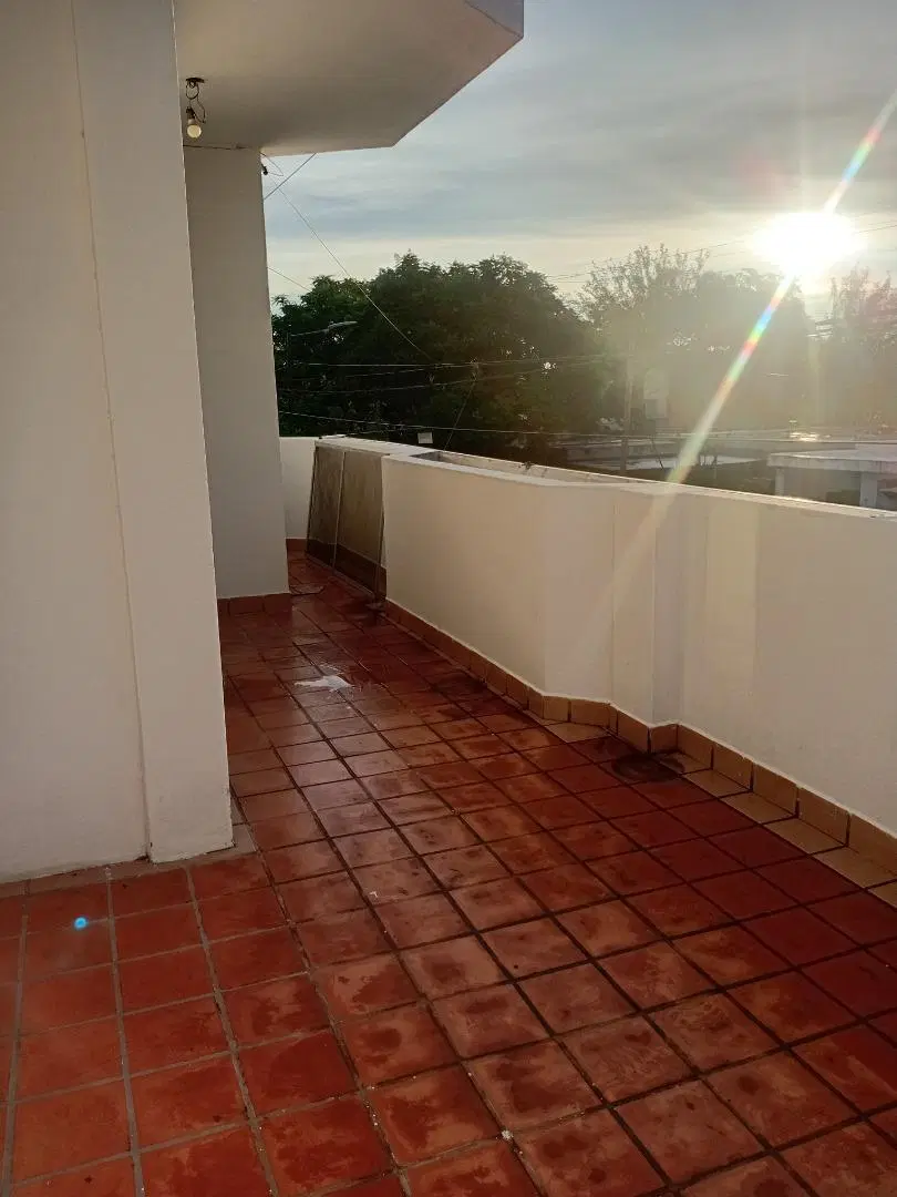ALQUILER amplio 2 ambientes en bella vista con balconterraza 2