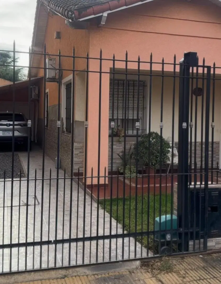 Casa en venta Apta crédito - San Miguel 1