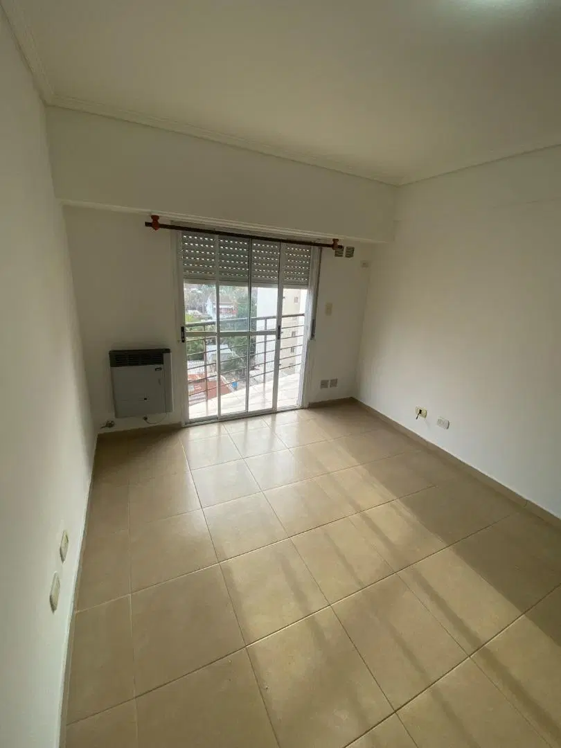 ALQUILER DEPARTAMENTO DOS AMBIENTES CON BALCÓN EN SAN MIGUEL 4