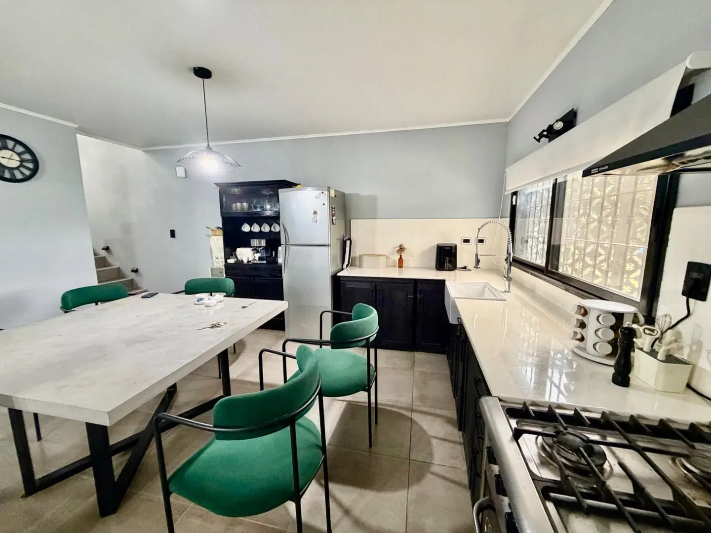ALQUILER DE CASA EN JOSÉ C PAZ CON AMPLIO JARDÍN 3