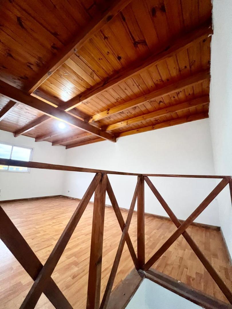 Foto de ALQUILER DE TRIPLEX CON PATIO EN COMPLEJO, imagen 1