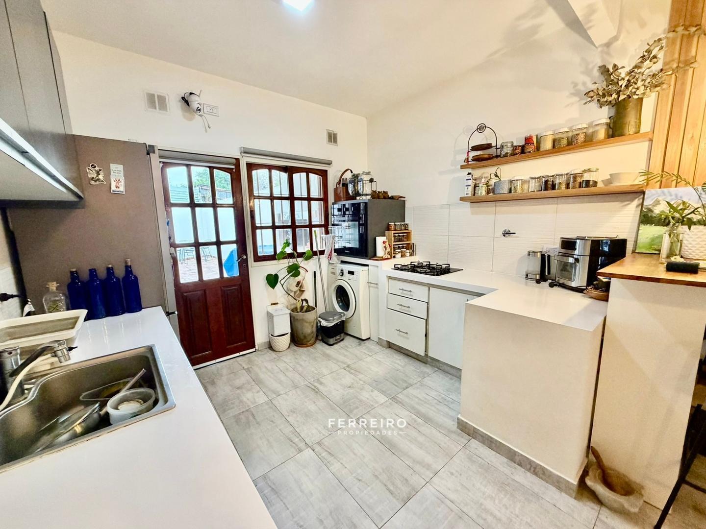 Foto de VENTA DE DUPLEX CON JARDÍN EN BELLA VISTA APTO CRÉDITO, imagen 2
