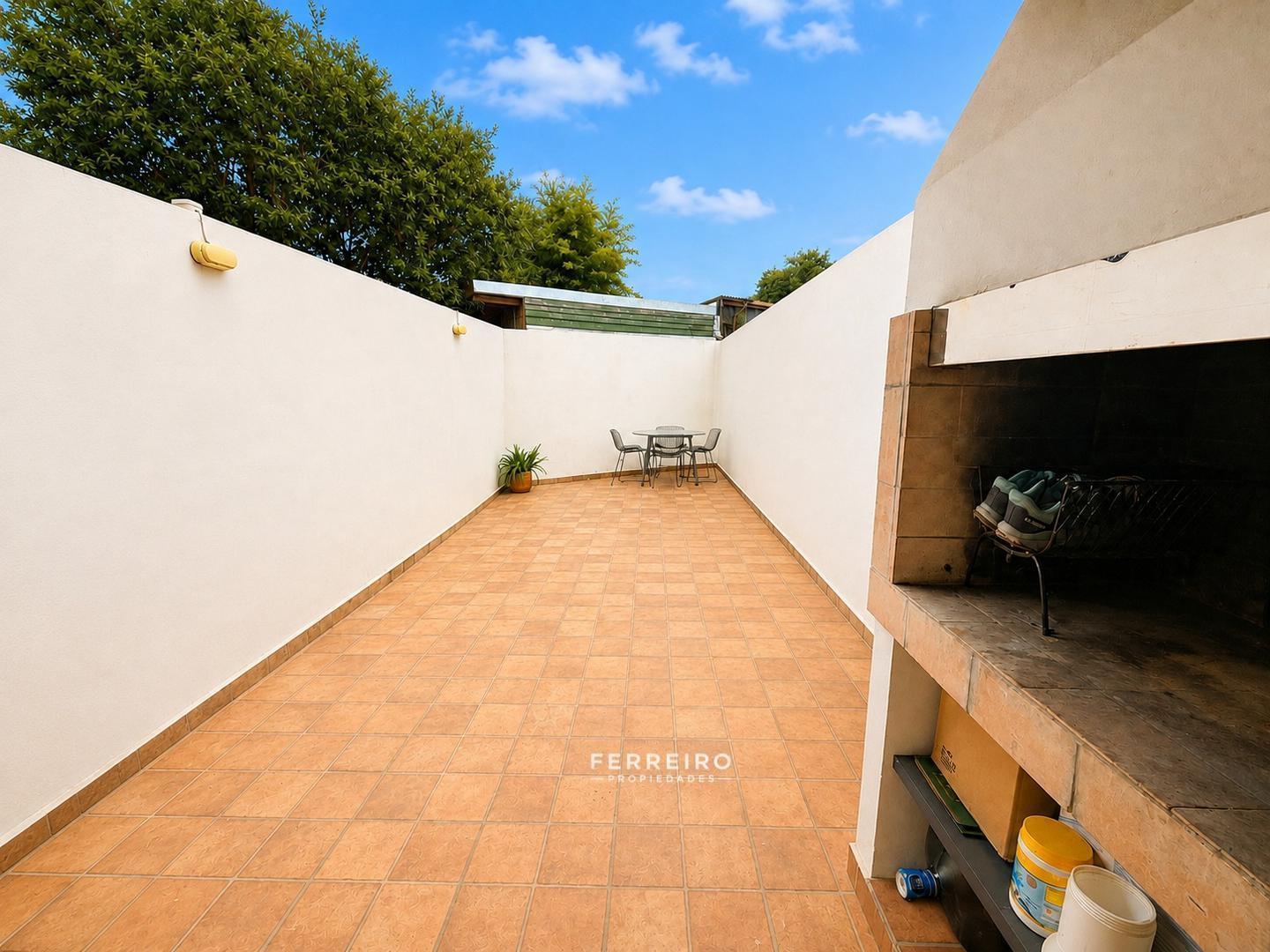 Foto de VENTA DE DUPLEX CON JARDÍN EN BELLA VISTA APTO CRÉDITO, imagen 4