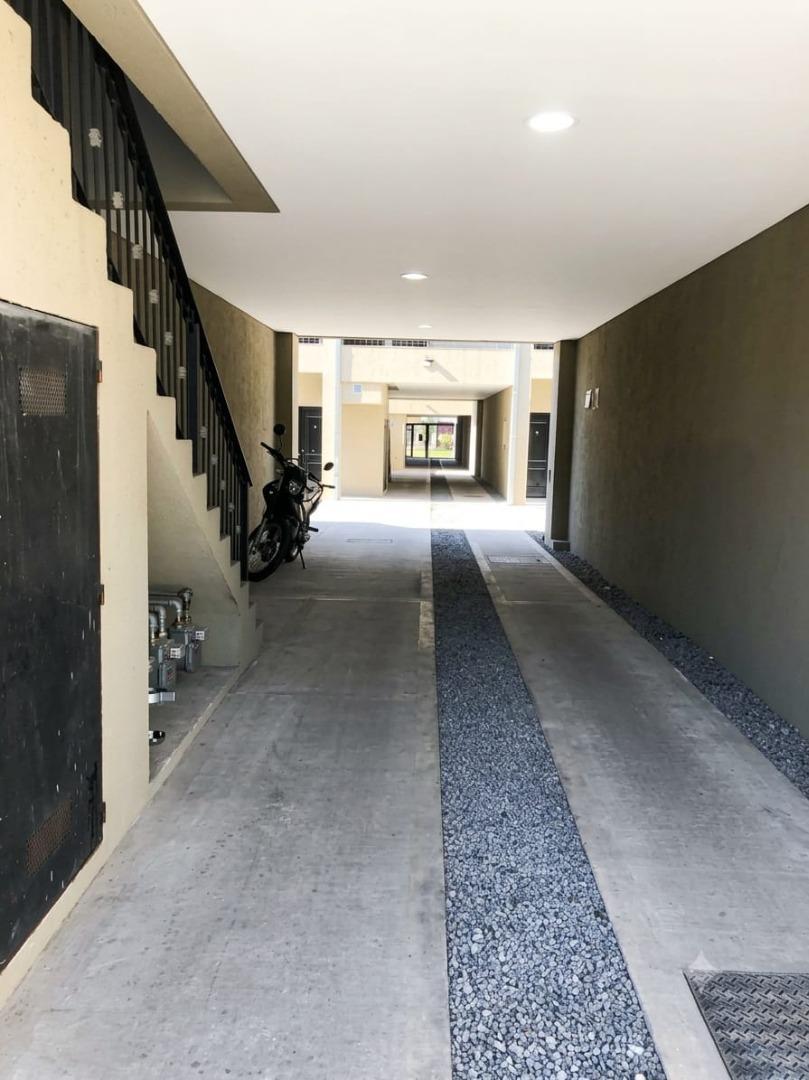 Foto de VENTA DUPLEX EN JOSE C PAZ, imagen 5