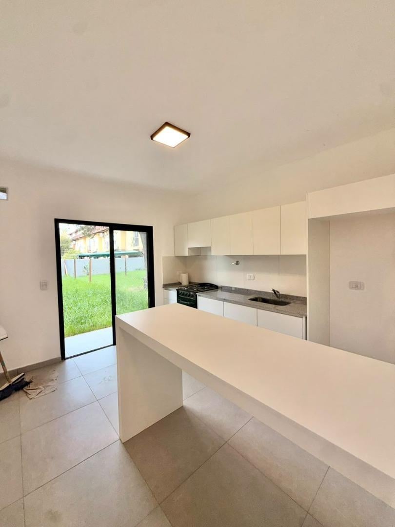 Foto de ALQUILER DUPLEX CON PATIO Y ESPACIO GUARDACOCHE, imagen 5