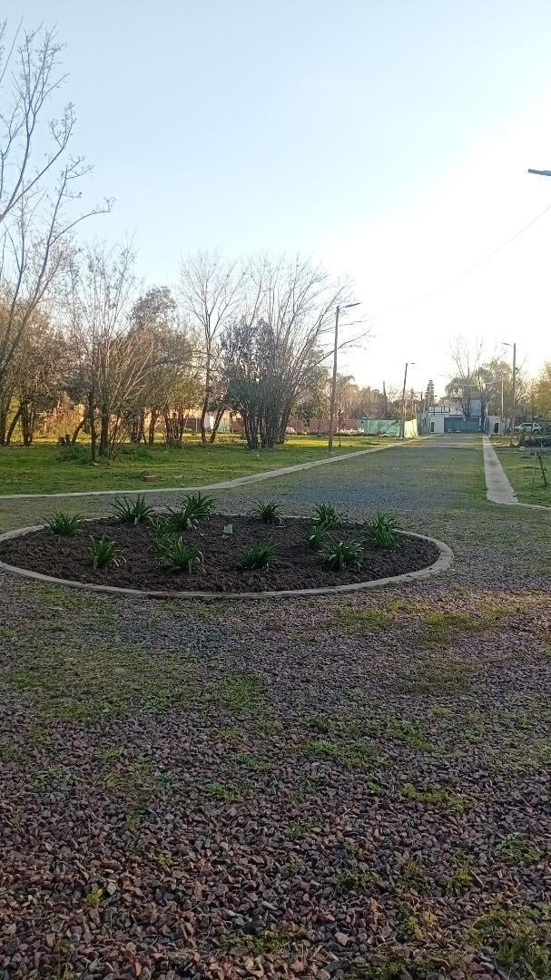 Foto de OPORTUNIDAD VENTA DE LOTE BARRIO LAPACHOS JOSE C PAZ CUOTAS, imagen 1