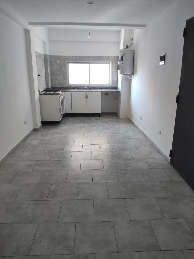 Foto de Dpt. en venta 2 ambientes Alem 2048 San Miguel con cochera, imagen 1