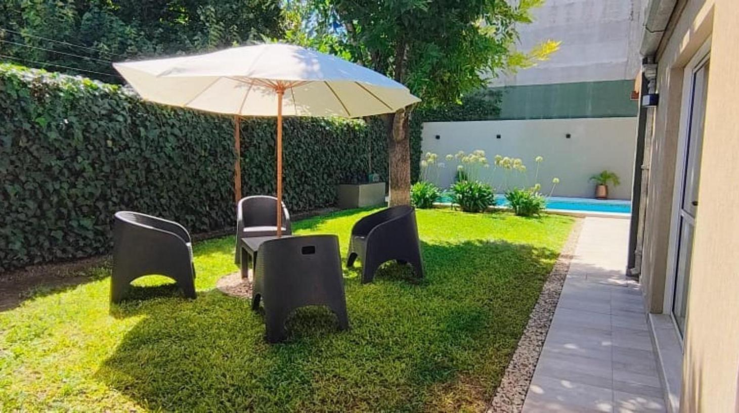 Foto de Casa 4 ambientes con quincho y pileta, imagen 4
