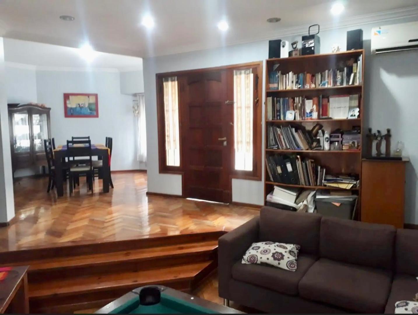 Foto de VENTA CASA - 5 AMBIENTES EN SAN MIGUEL. APTO CREDITO, imagen 2