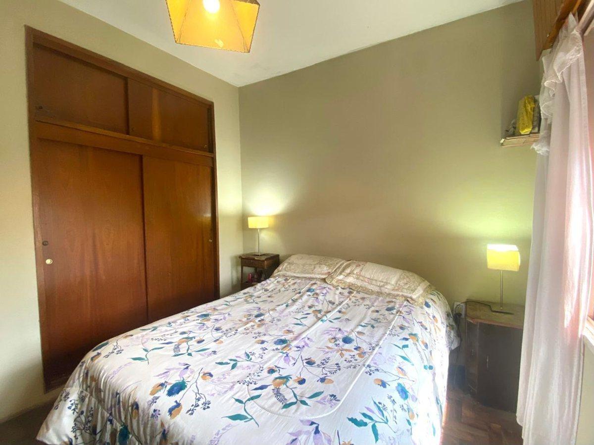 Venta de Dos Casas 6 Ambientes y Local. Jose C Paz 5