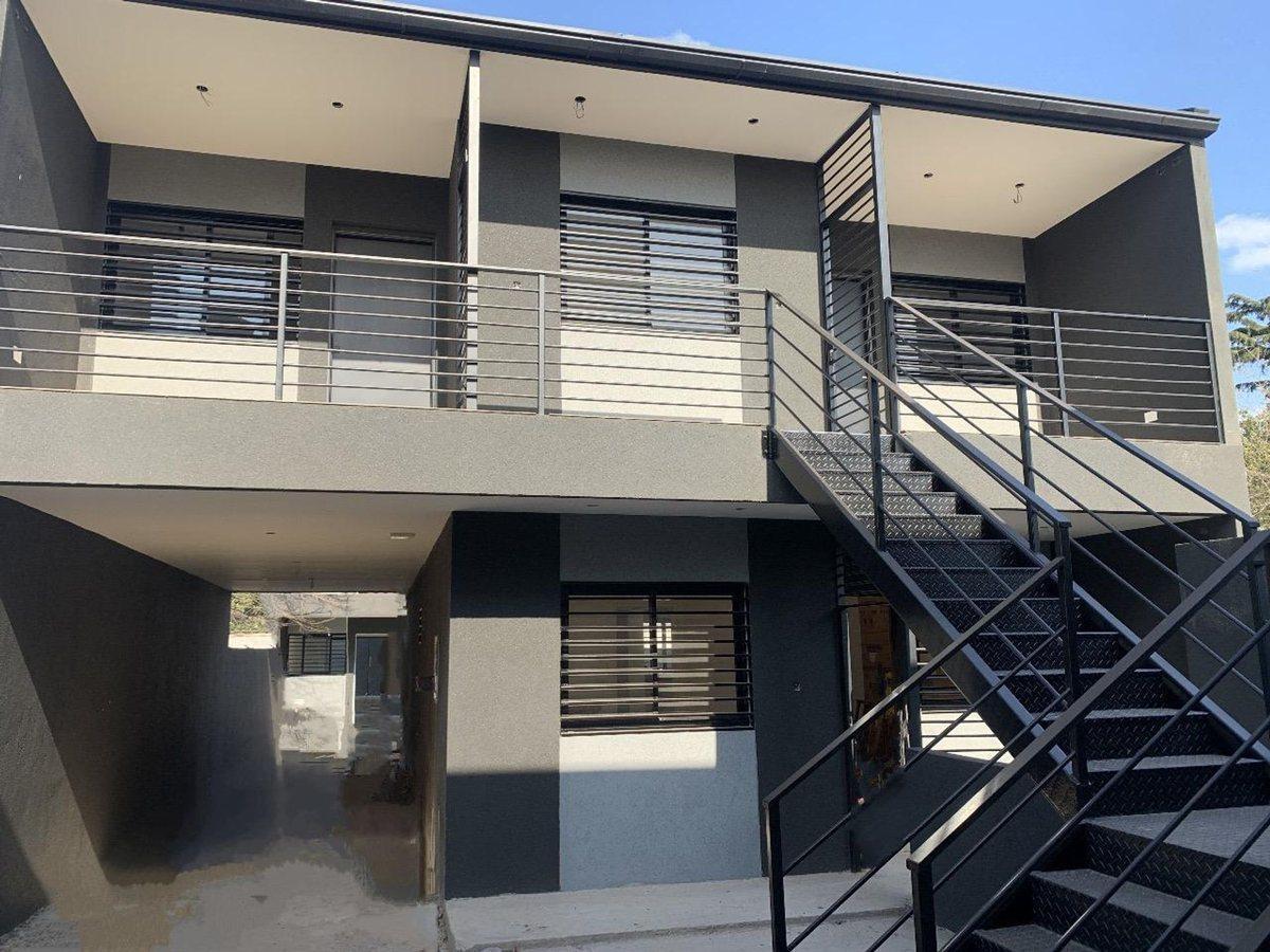 Departamento 2 Ambientes C/patio Jose C. Paz 3