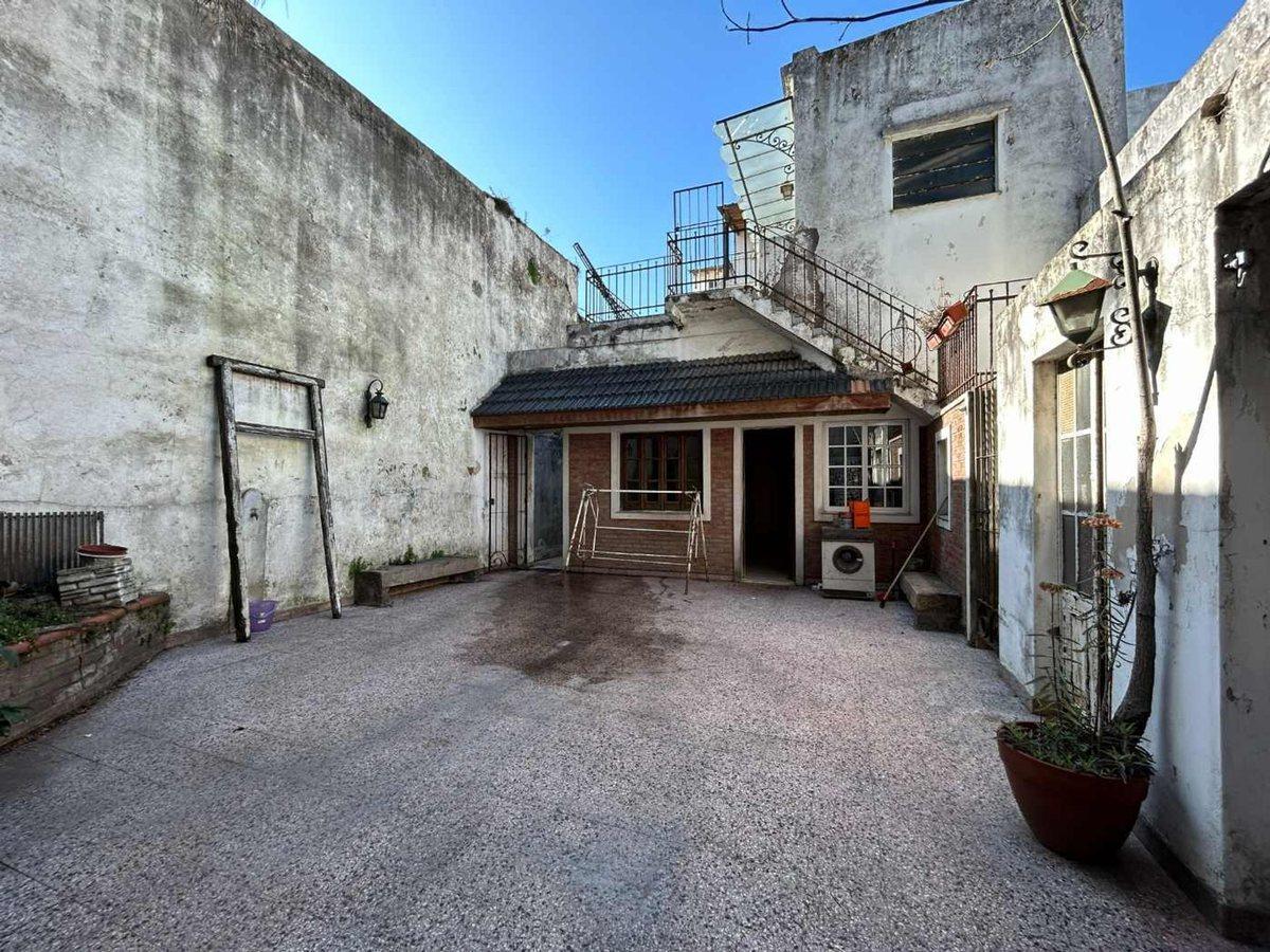 Venta Casa 7 Amb Cochera Terraza Parque Patricios 2