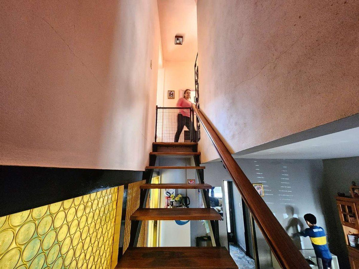 Venta PH, 4 Ambientes Villa Maipu. Garage, Terraza 2