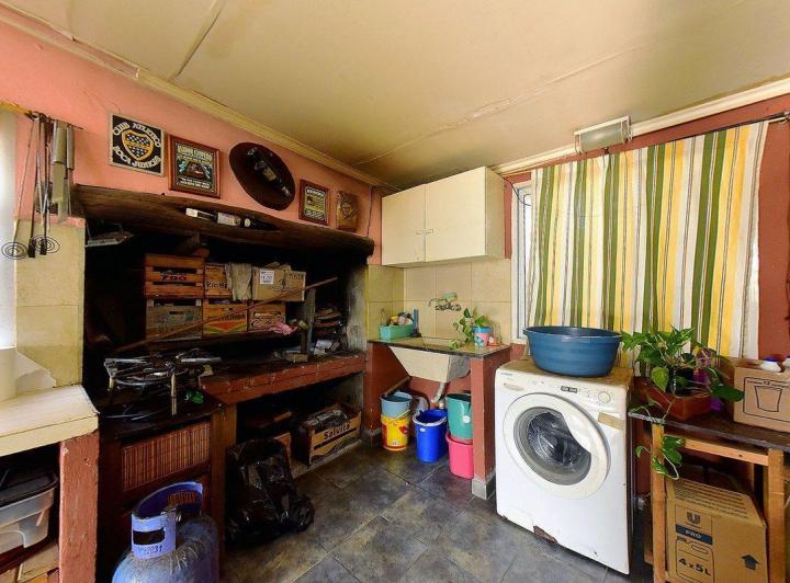 Casa 4 Ambientes con pileta  Venta  en cañuelas 5