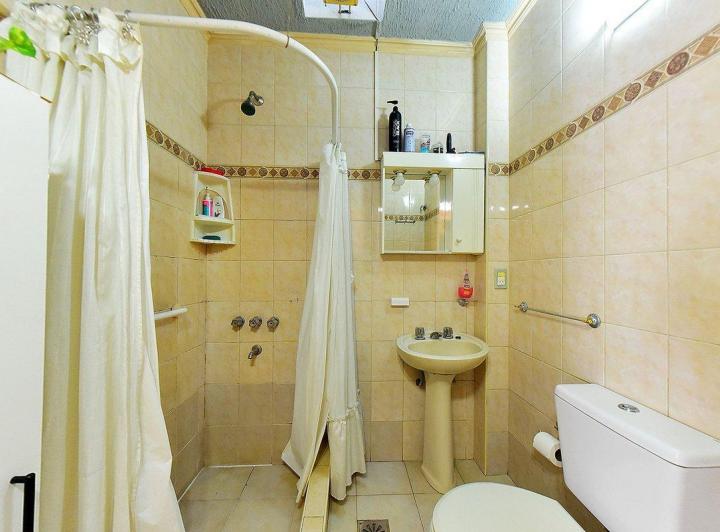VENTA CASA 4 AMB + CASA 3 AMB C/JARDIN, 2 COCHERAS 2