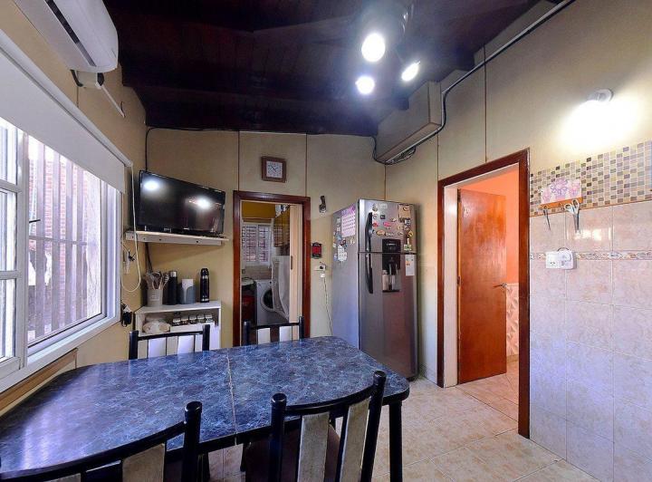 VENTA CASA 4 AMB + CASA 3 AMB C/JARDIN, 2 COCHERAS 4