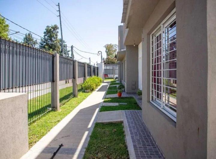 DEPARTAMENTO 3 AMB C/COCHERA Y PATIO PLANTA BAJA 5