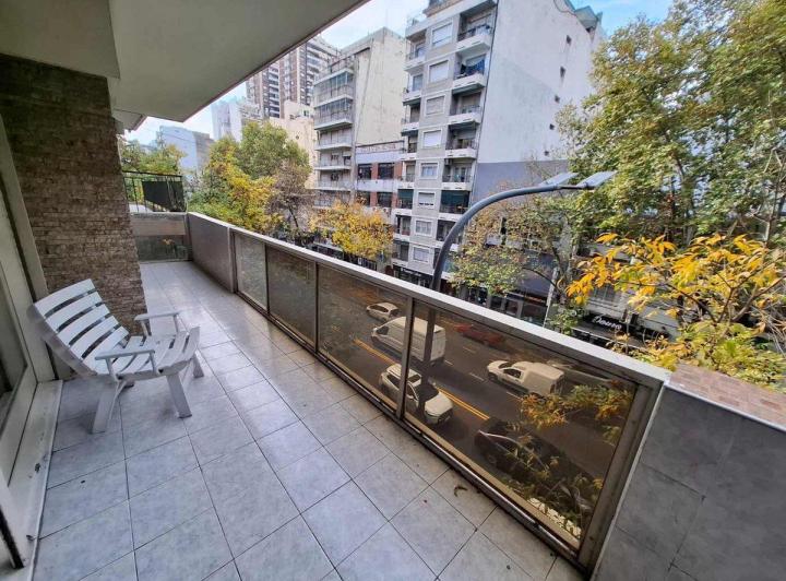 VENTA DEPTO SEMIPISO 4 AMB FLORES BALCÓN 2 COCHERA 4