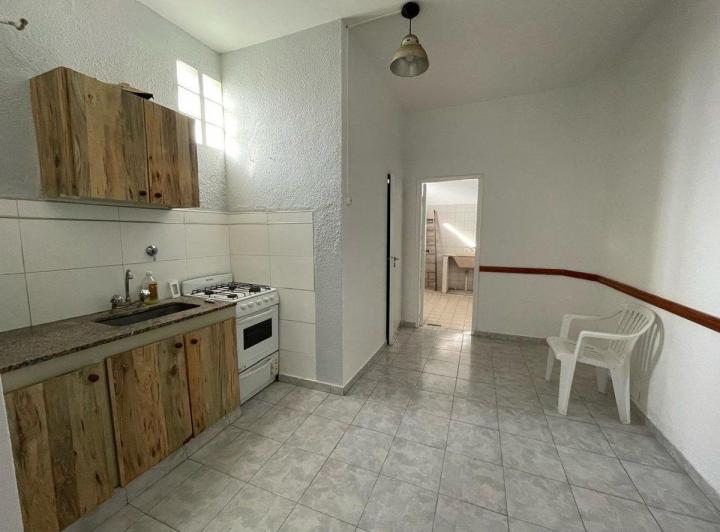 ALQUILA DEPARTAMENTO 2 AMB. HURLINGHAM 2