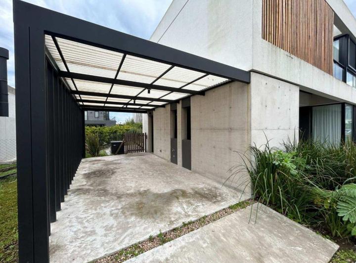 VENTA CASA AYRES PLAZA 6 AMB. 710 M2 LOTE - PILAR 5