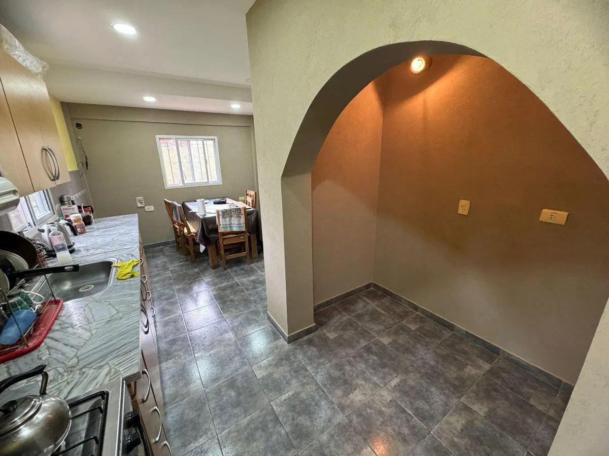 VENTA QUINTA 5 AMB GRAND BOURG CON PILETA Y PARQUE 3