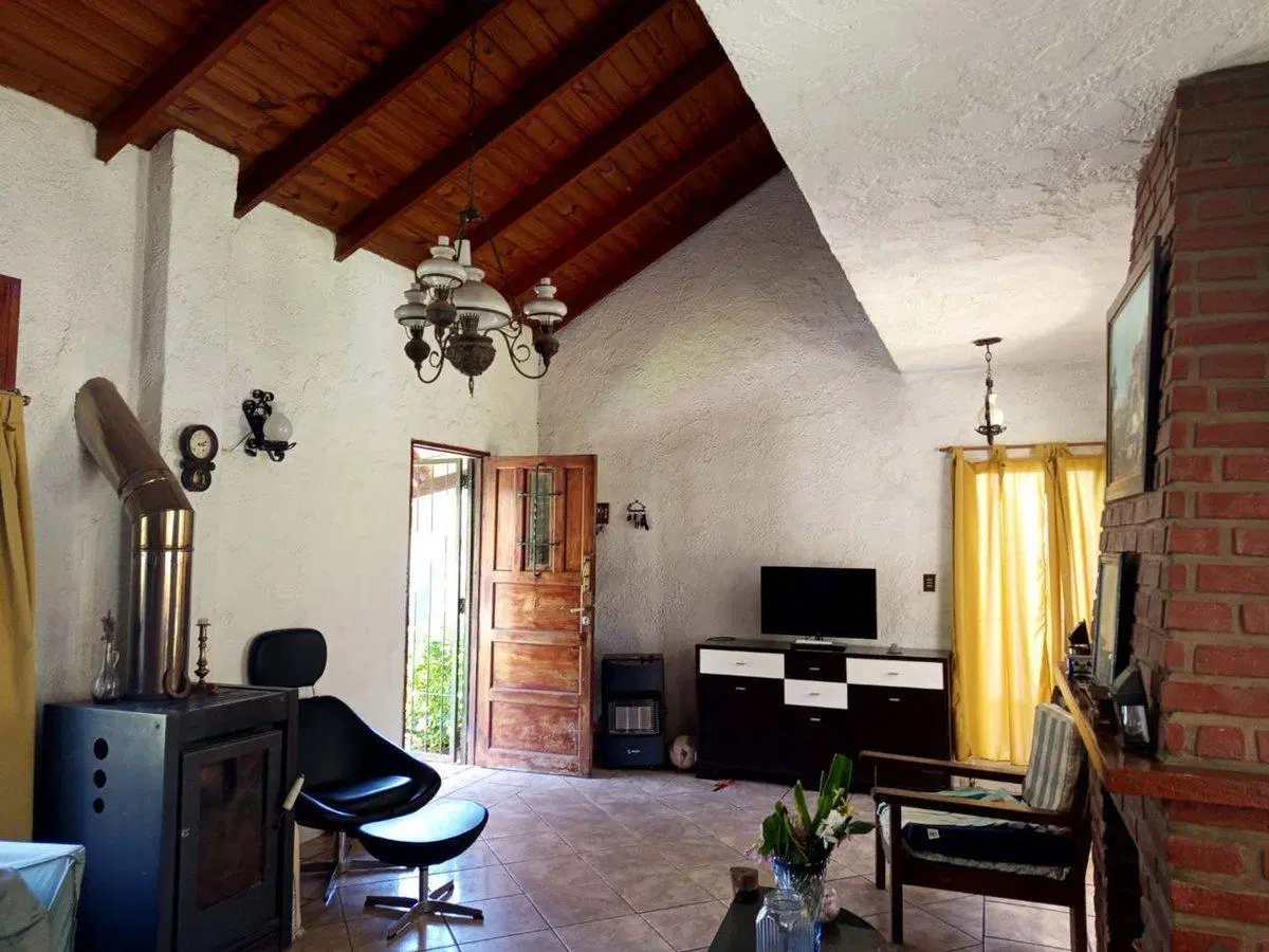 VENTA CASA 5 AMB  PARQUE Y PISCINA EN TORTUGUITAS 4