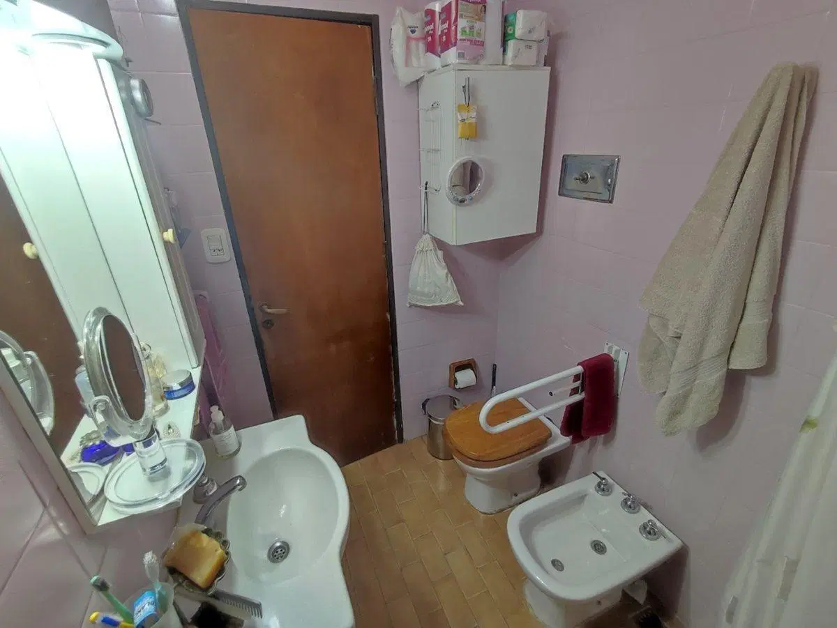 CASA 4 AMBIENTES VENTA BELLA VISTA-COCHERAS,JARDÍN 5