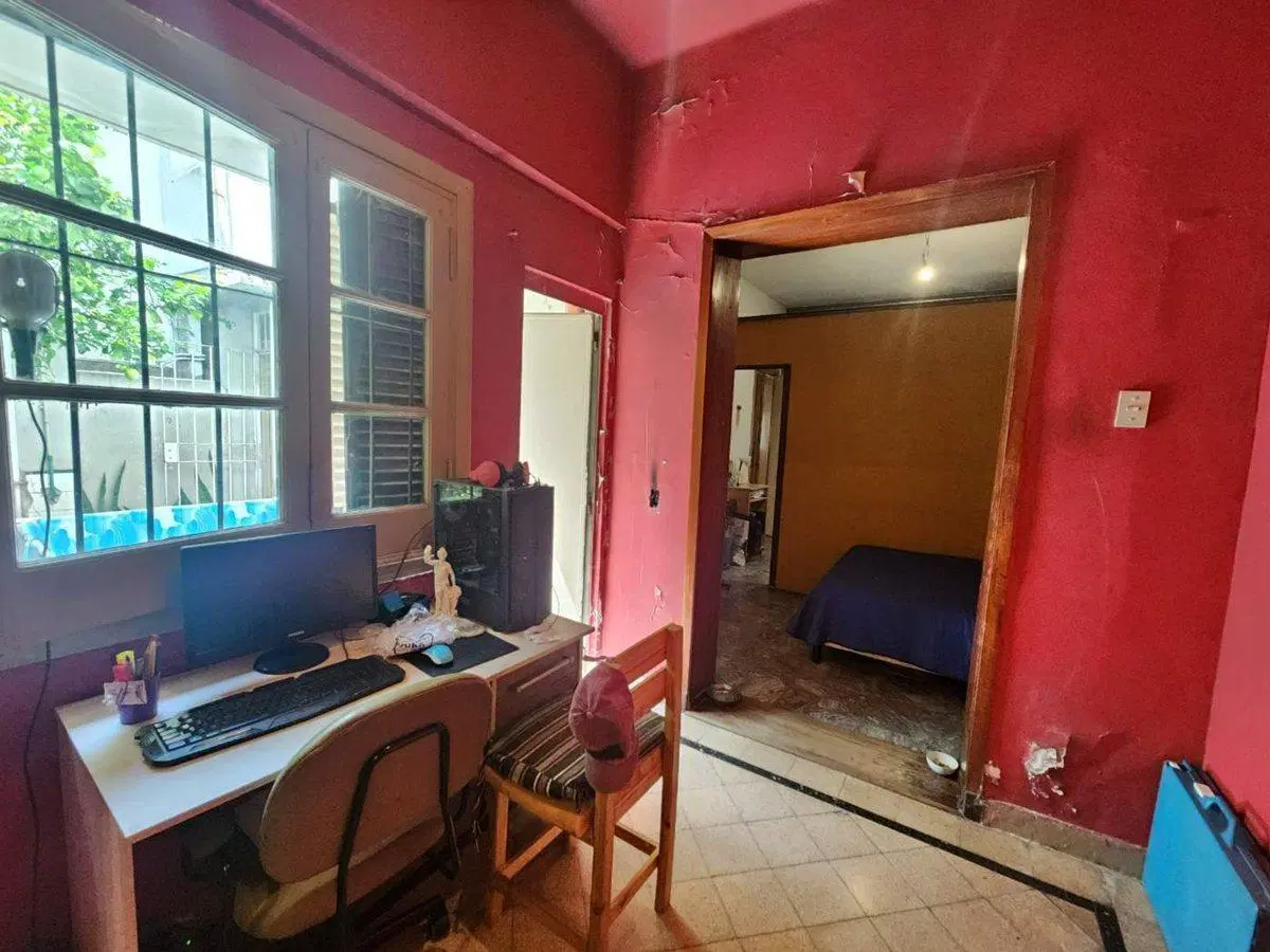 VENTA PH, MORON, 3 OFICINAS + LOCAL + DEPARTAMENTO 4