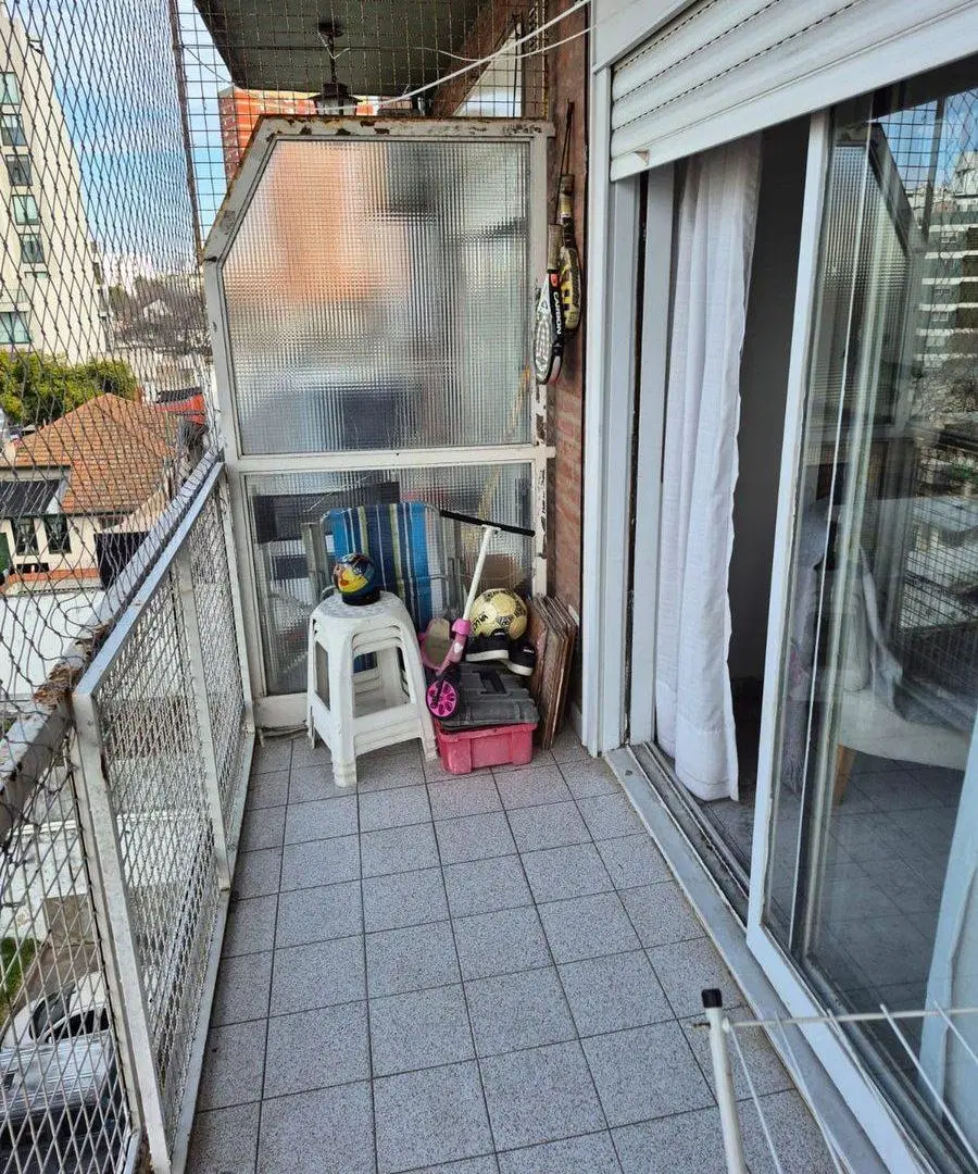 VENTA DEPARTAMENTO 4 AMBIENTES FLORESTA 5