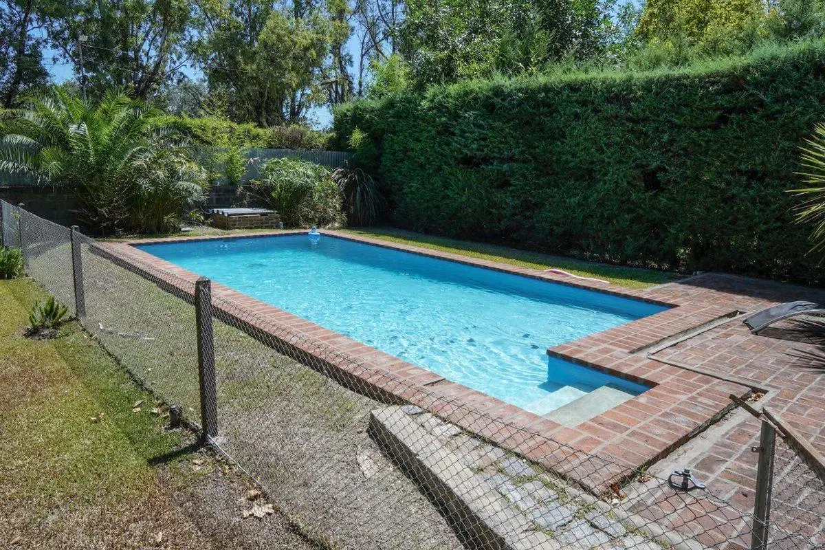 VENTA CASA QUINTA EN BARRIO CERRADO PATO VERDE! 2