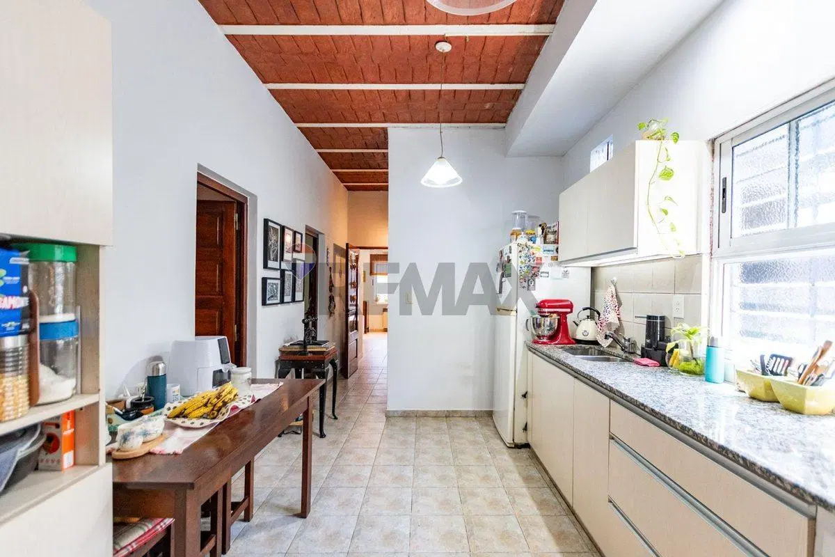 VENTA PH 3 AMBIENTES CON PATIO EN VILLA  BOSCH 2