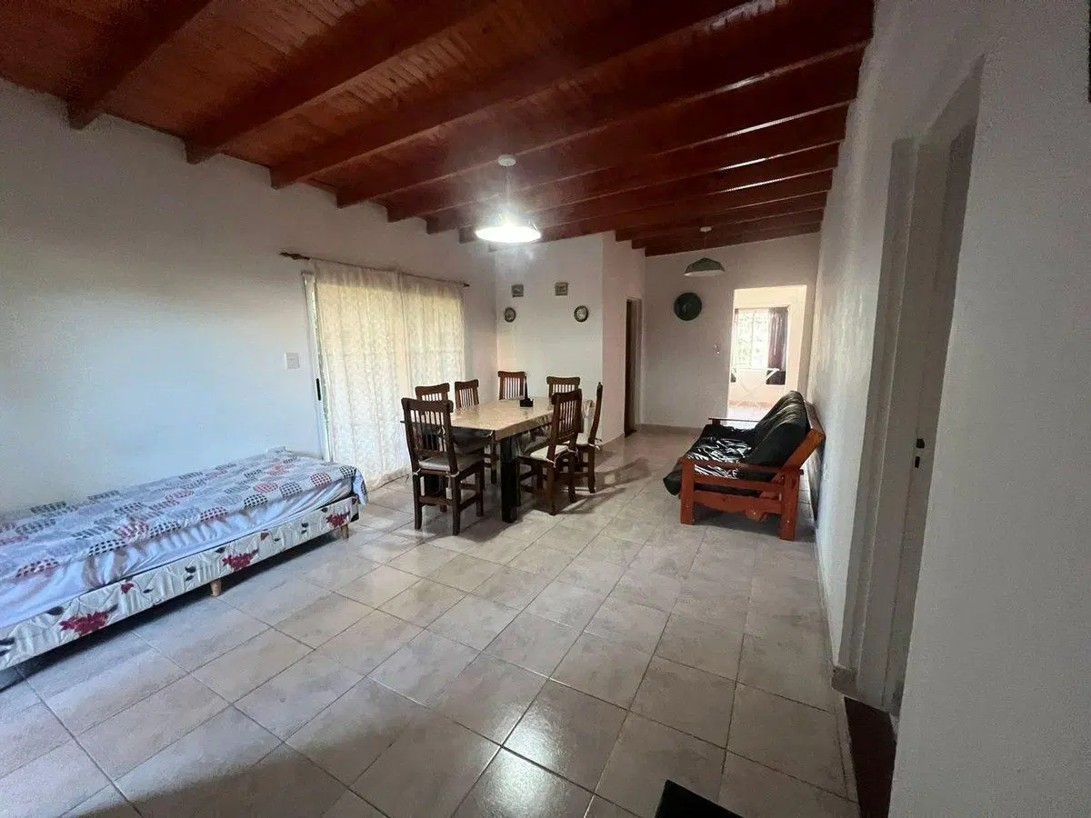 VENTA CASA 4 AMBIENTES MONTECARLO PILAR 5