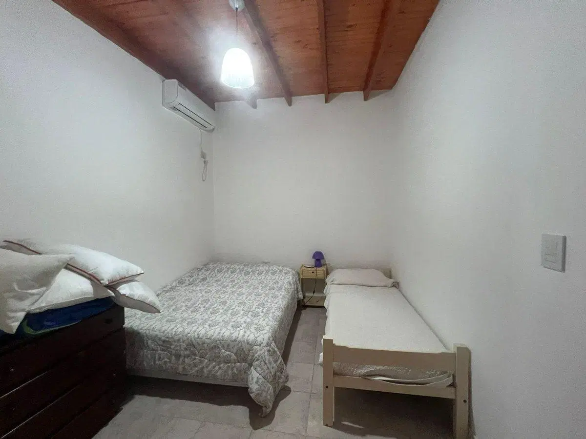 VENTA CASA 4 AMBIENTES MONTECARLO PILAR 2