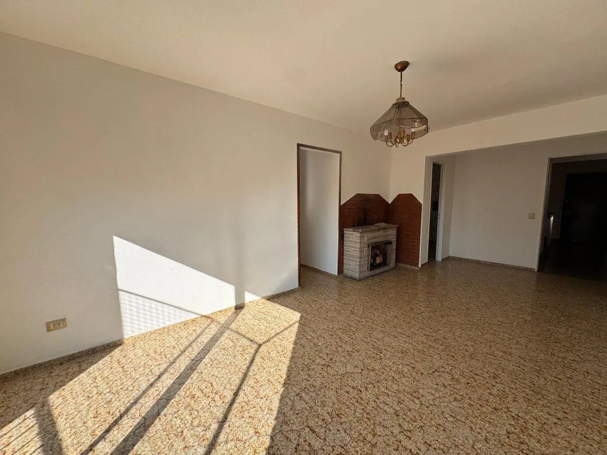 VENTA DEPARTAMENTO 4 AMB BALCON-AVELLANEDA CENTRO 5