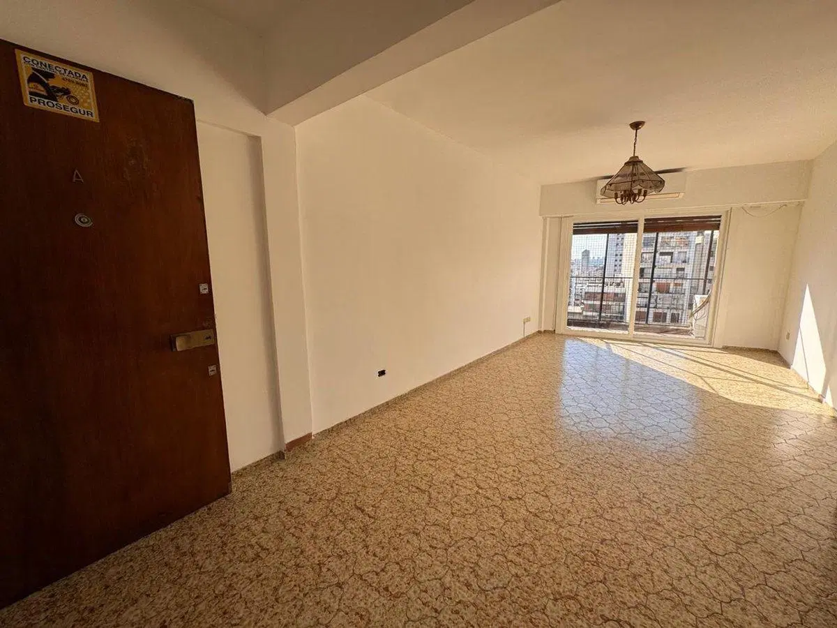 VENTA DEPARTAMENTO 4 AMB BALCON-AVELLANEDA CENTRO 2
