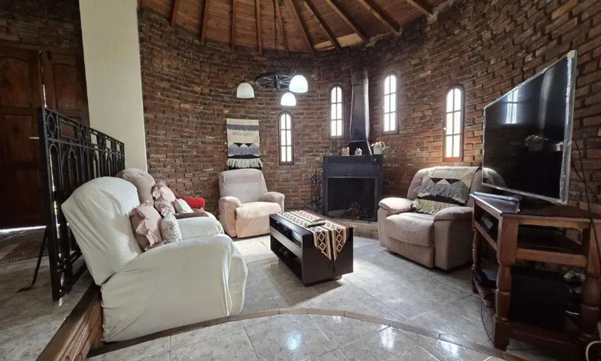 VENTA CASA 4 AMBIENTES SAN MIGUEL AMPLIO PARQUE 4