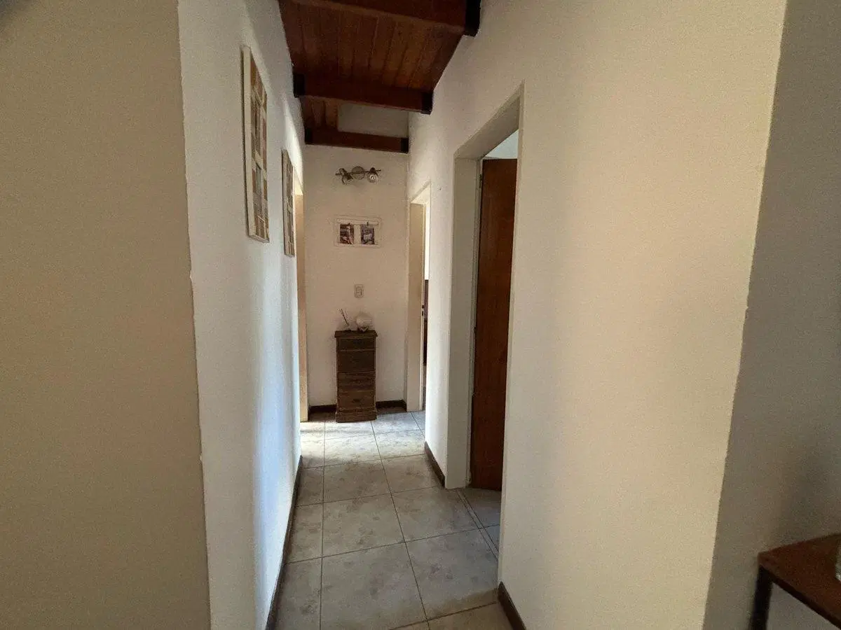 Casa 4 Amb Parque Pileta en Barrio con Porton 3