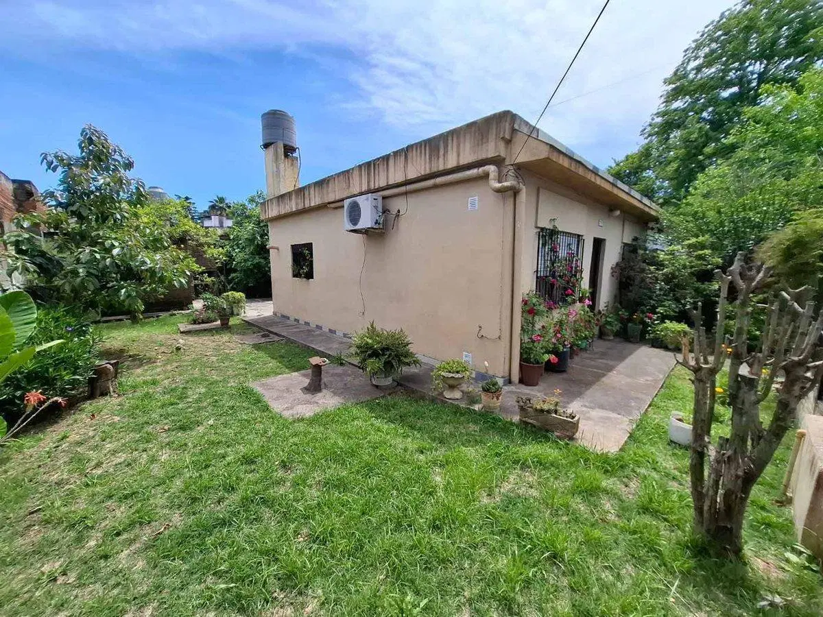 VENTA 2 CASAS 3 AMB CADA UNA EN ESPEJO JOSE C PAZ 5