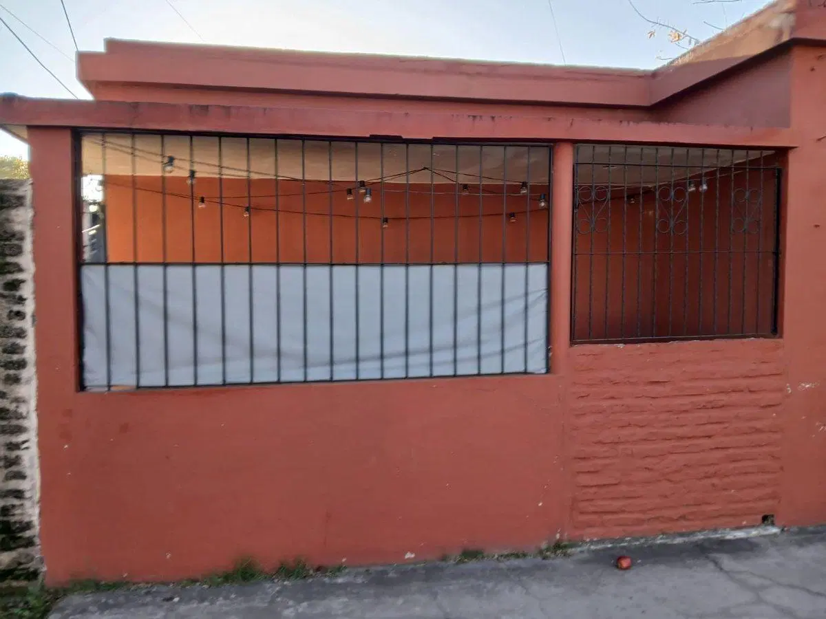 VENTA CASA 2 AMB CON PARQUE Y LOCAL POLVORINES 3