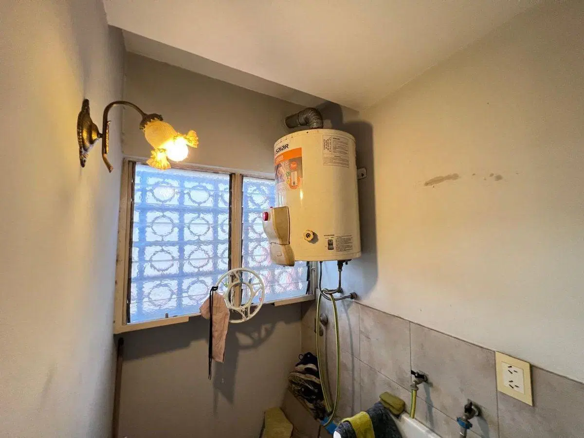 Venta depto 4 amb con cochera Villa del Parque 5