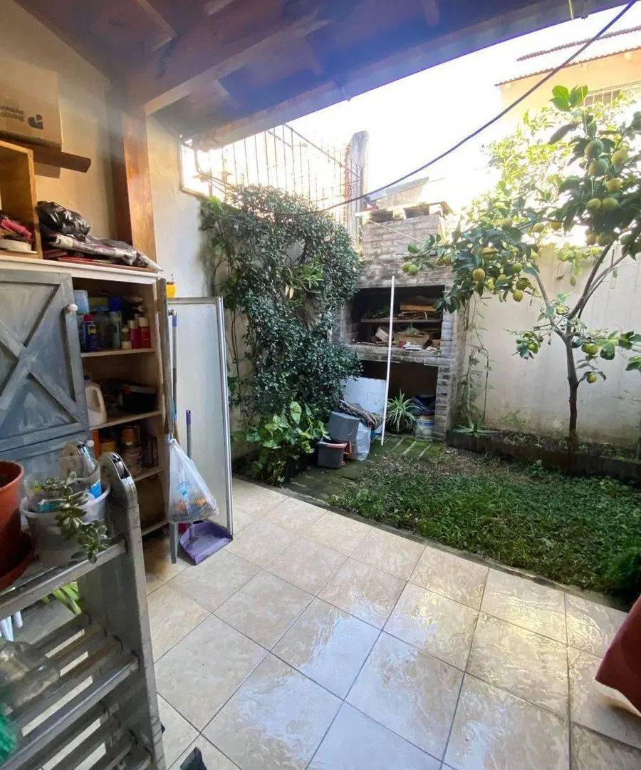 VENTA CASA TRIPLEX, MUÑIZ 2