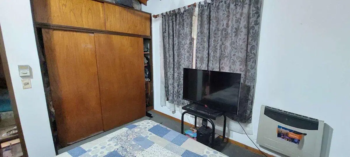 VENTA CASA 4 DORMITORIOS, LOS POLVORINES CENTRO 5