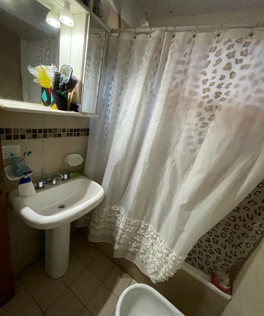 VENTA DPTO 2AMB BALCON + 4 BAULERAS EN RAMOS MEJIA 2