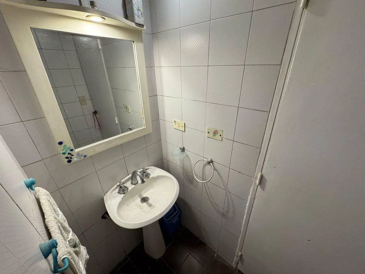 VENTA, CASA 4 AMB. HURLINGHAM 3